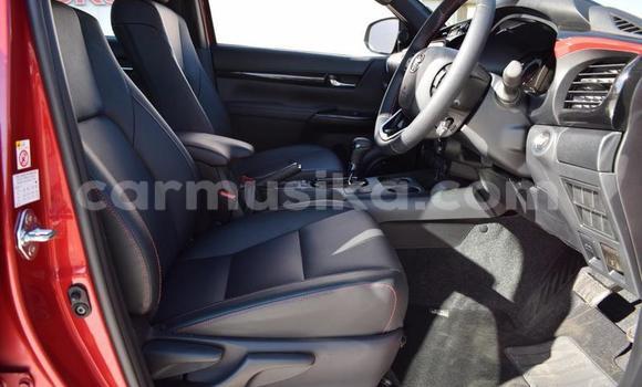 Tenga Tsaru Toyota Hilux Surf Tsvuku Mota in Beitbridge in Matabeleland South Tenga Tsaru Toyota Hilux Surf Tsvuku Mota in Beitbridge in Matabeleland South