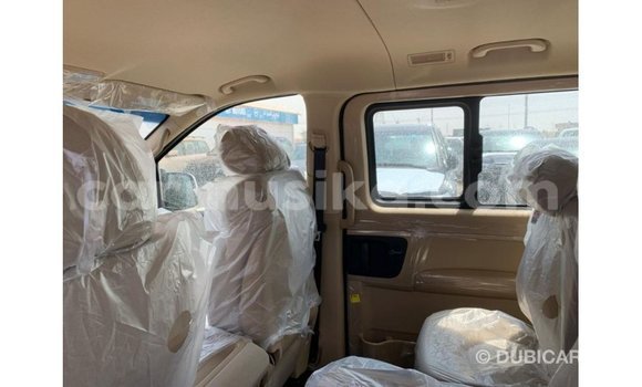 Acheter Import Voiture Hyundai Accent Blanc à Import - Dubai, Harare Acheter Import Voiture Hyundai Accent Blanc à Import - Dubai, Harare