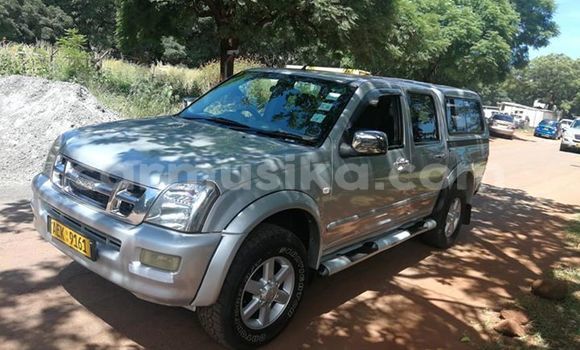 Nunua Ilio tumika Isuzu KB Fedha Gari ndani ya Harare nchini Harare