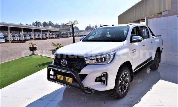 Nunua Ilio tumika Toyota Hilux Nyeupe Gari ndani ya Beitbridge nchini Matabeleland Kusini Nunua Ilio tumika Toyota Hilux Nyeupe Gari ndani ya Beitbridge nchini Matabeleland Kusini
