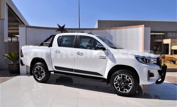 Nunua Ilio tumika Toyota Hilux Nyeupe Gari ndani ya Beitbridge nchini Matabeleland Kusini Nunua Ilio tumika Toyota Hilux Nyeupe Gari ndani ya Beitbridge nchini Matabeleland Kusini