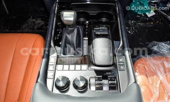 Tenga Imported Lexus LX Chena Mota in Import - Dubai in Harare Tenga Imported Lexus LX Chena Mota in Import - Dubai in Harare