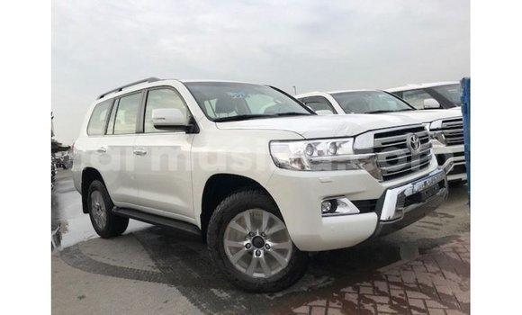 Buy Import Toyota Land Cruiser White Car in Import - Dubai in Harare Buy Import Toyota Land Cruiser White Car in Import - Dubai in Harare