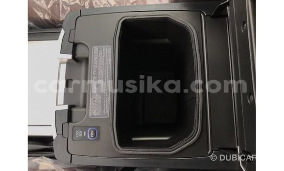 Buy Import Toyota Land Cruiser White Car in Import - Dubai in Harare Buy Import Toyota Land Cruiser White Car in Import - Dubai in Harare