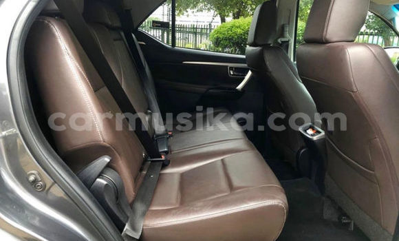 Tenga Tsaru Toyota Fortuner Nhema Mota in Beitbridge in Matabeleland South Tenga Tsaru Toyota Fortuner Nhema Mota in Beitbridge in Matabeleland South