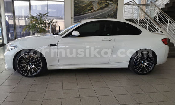 Acheter Occasion Voiture BMW M2 Blanc à Beitbridge, Matabeleland South Acheter Occasion Voiture BMW M2 Blanc à Beitbridge, Matabeleland South