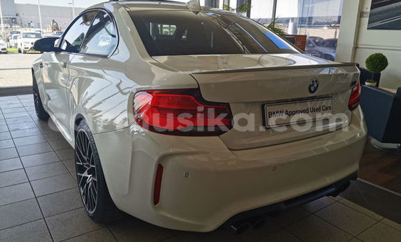 Acheter Occasion Voiture BMW M2 Blanc à Beitbridge, Matabeleland South Acheter Occasion Voiture BMW M2 Blanc à Beitbridge, Matabeleland South