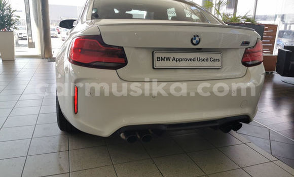 Acheter Occasion Voiture BMW M2 Blanc à Beitbridge, Matabeleland South Acheter Occasion Voiture BMW M2 Blanc à Beitbridge, Matabeleland South
