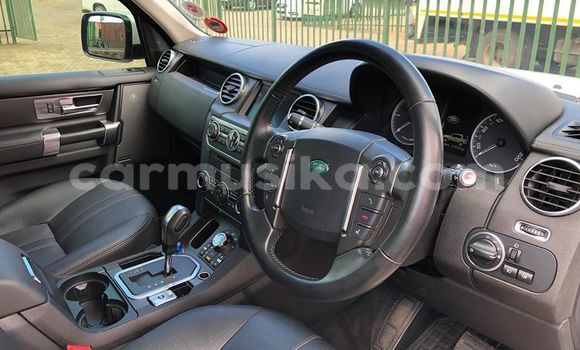 Tenga Tsaru Land Rover Discovery Chena Mota in Beitbridge in Matabeleland South Tenga Tsaru Land Rover Discovery Chena Mota in Beitbridge in Matabeleland South