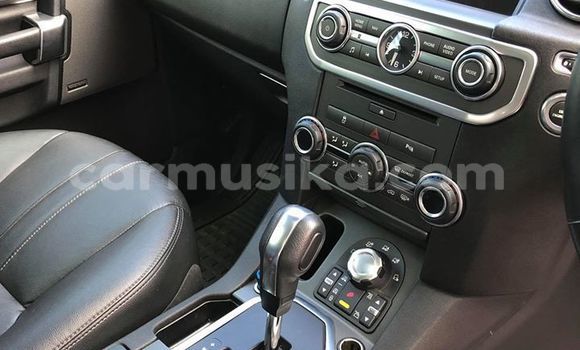 Tenga Tsaru Land Rover Discovery Chena Mota in Beitbridge in Matabeleland South Tenga Tsaru Land Rover Discovery Chena Mota in Beitbridge in Matabeleland South