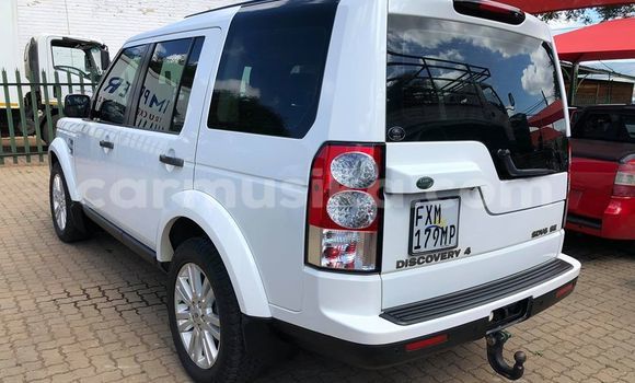 Tenga Tsaru Land Rover Discovery Chena Mota in Beitbridge in Matabeleland South Tenga Tsaru Land Rover Discovery Chena Mota in Beitbridge in Matabeleland South