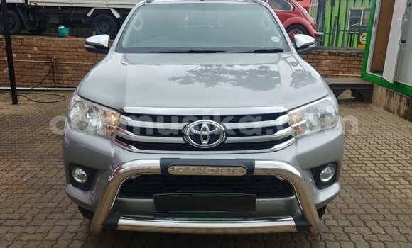 Tenga Tsaru Toyota Hilux Sirivha Mota in Beitbridge in Matabeleland South Tenga Tsaru Toyota Hilux Sirivha Mota in Beitbridge in Matabeleland South