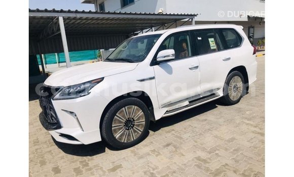 Acheter Import Voiture Lexus LX Blanc à Import - Dubai, Harare Acheter Import Voiture Lexus LX Blanc à Import - Dubai, Harare