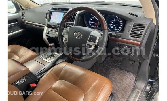 Nunua Imported Toyota Land Cruiser Nyeusi Gari ndani ya Import - Dubai nchini Harare Nunua Imported Toyota Land Cruiser Nyeusi Gari ndani ya Import - Dubai nchini Harare