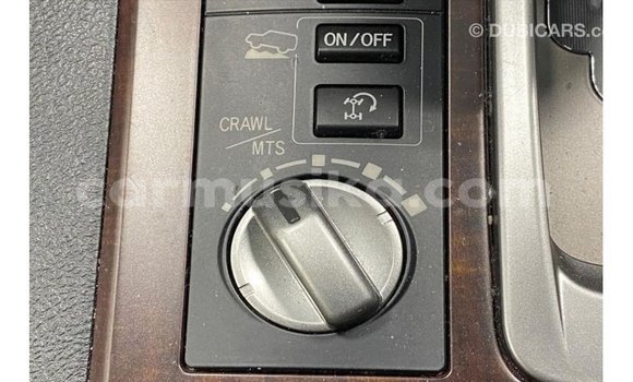 Nunua Imported Toyota Land Cruiser Nyeusi Gari ndani ya Import - Dubai nchini Harare Nunua Imported Toyota Land Cruiser Nyeusi Gari ndani ya Import - Dubai nchini Harare