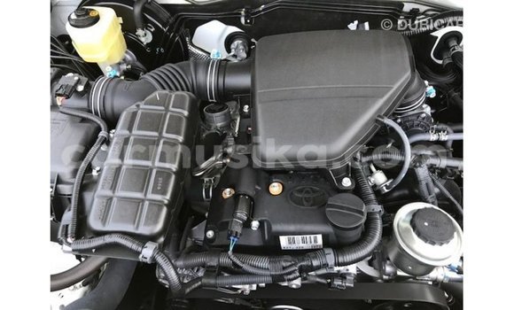 Buy Import Toyota Prado White Car in Import - Dubai in Harare Buy Import Toyota Prado White Car in Import - Dubai in Harare