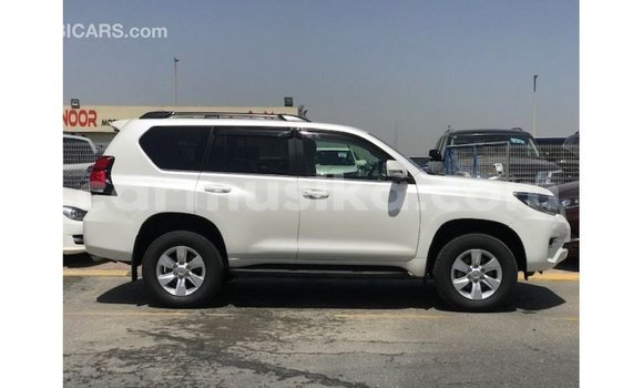 Buy Import Toyota Prado White Car in Import - Dubai in Harare Buy Import Toyota Prado White Car in Import - Dubai in Harare