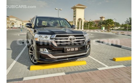 Acheter Import Voiture Toyota Land Cruiser Noir à Import - Dubai, Harare Acheter Import Voiture Toyota Land Cruiser Noir à Import - Dubai, Harare