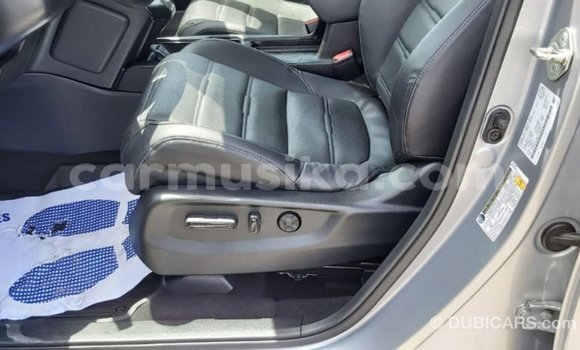 Acheter Import Moto Honda C Autre à Import - Dubai, Harare Acheter Import Moto Honda C Autre à Import - Dubai, Harare