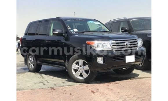 Tenga Imported Toyota Land Cruiser Nhema Mota in Import - Dubai in Harare Tenga Imported Toyota Land Cruiser Nhema Mota in Import - Dubai in Harare
