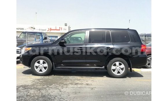 Tenga Imported Toyota Land Cruiser Nhema Mota in Import - Dubai in Harare Tenga Imported Toyota Land Cruiser Nhema Mota in Import - Dubai in Harare