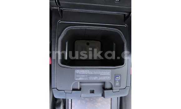 Tenga Imported Toyota Land Cruiser Nhema Mota in Import - Dubai in Harare Tenga Imported Toyota Land Cruiser Nhema Mota in Import - Dubai in Harare