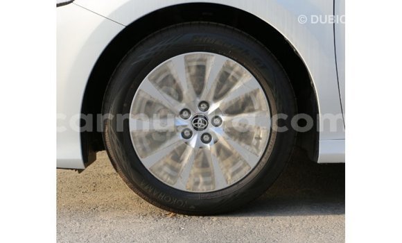 Acheter Import Voiture Toyota Camry Blanc à Import - Dubai, Harare Acheter Import Voiture Toyota Camry Blanc à Import - Dubai, Harare