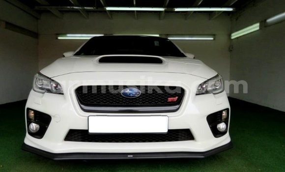 Acheter Occasion Voiture Subaru WRX STi Blanc à Beitbridge, Matabeleland South Acheter Occasion Voiture Subaru WRX STi Blanc à Beitbridge, Matabeleland South