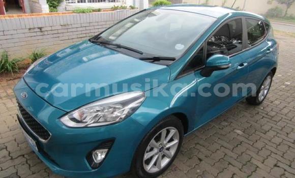 Nunua Ilio tumika Ford Fiesta Kijani Gari ndani ya Beitbridge nchini Matabeleland Kusini Nunua Ilio tumika Ford Fiesta Kijani Gari ndani ya Beitbridge nchini Matabeleland Kusini