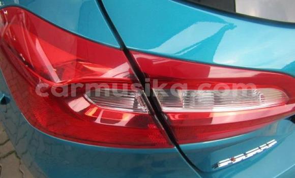 Nunua Ilio tumika Ford Fiesta Kijani Gari ndani ya Beitbridge nchini Matabeleland Kusini Nunua Ilio tumika Ford Fiesta Kijani Gari ndani ya Beitbridge nchini Matabeleland Kusini