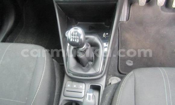 Nunua Ilio tumika Ford Fiesta Kijani Gari ndani ya Beitbridge nchini Matabeleland Kusini Nunua Ilio tumika Ford Fiesta Kijani Gari ndani ya Beitbridge nchini Matabeleland Kusini