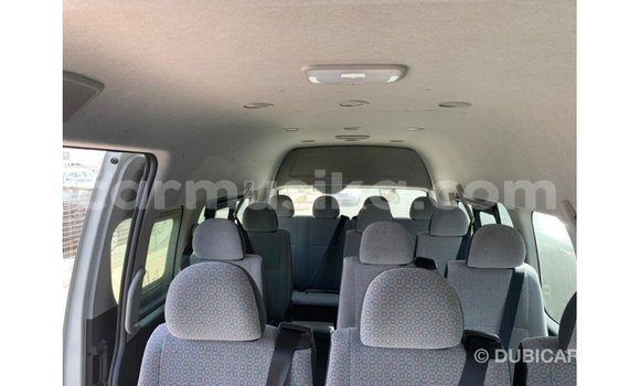 Tenga Imported Toyota Hiace Chena Mota in Import - Dubai in Harare Tenga Imported Toyota Hiace Chena Mota in Import - Dubai in Harare
