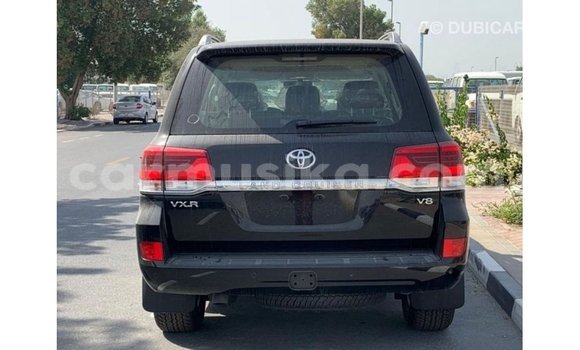 Acheter Import Voiture Toyota Land Cruiser Noir à Import - Dubai, Harare Acheter Import Voiture Toyota Land Cruiser Noir à Import - Dubai, Harare