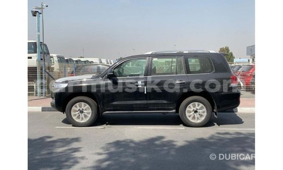 Acheter Import Voiture Toyota Land Cruiser Noir à Import - Dubai, Harare Acheter Import Voiture Toyota Land Cruiser Noir à Import - Dubai, Harare
