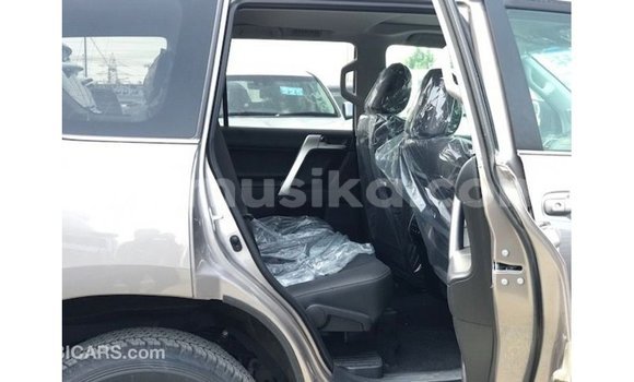 Tenga Imported Toyota Prado Zvimwe Mota in Import - Dubai in Harare Tenga Imported Toyota Prado Zvimwe Mota in Import - Dubai in Harare