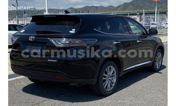 Nunua Imported Toyota Harrier Nyeusi Gari ndani ya Import - Dubai nchini Harare Nunua Imported Toyota Harrier Nyeusi Gari ndani ya Import - Dubai nchini Harare