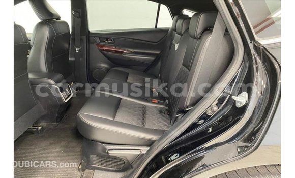 Nunua Imported Toyota Harrier Nyeusi Gari ndani ya Import - Dubai nchini Harare Nunua Imported Toyota Harrier Nyeusi Gari ndani ya Import - Dubai nchini Harare