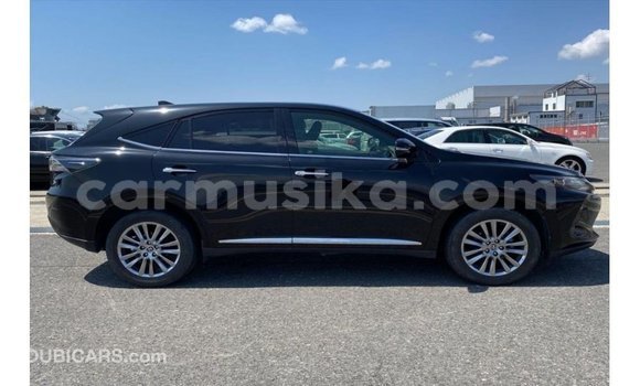Nunua Imported Toyota Harrier Nyeusi Gari ndani ya Import - Dubai nchini Harare Nunua Imported Toyota Harrier Nyeusi Gari ndani ya Import - Dubai nchini Harare