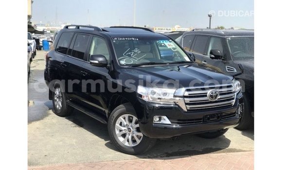 Tenga Imported Toyota Land Cruiser Nhema Mota in Import - Dubai in Harare Tenga Imported Toyota Land Cruiser Nhema Mota in Import - Dubai in Harare