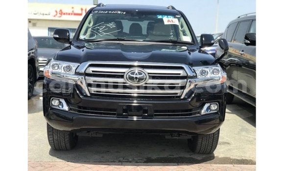 Tenga Imported Toyota Land Cruiser Nhema Mota in Import - Dubai in Harare Tenga Imported Toyota Land Cruiser Nhema Mota in Import - Dubai in Harare