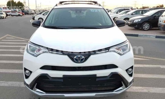 Tenga Imported Toyota RAV4 Chena Mota in Import - Dubai in Harare Tenga Imported Toyota RAV4 Chena Mota in Import - Dubai in Harare
