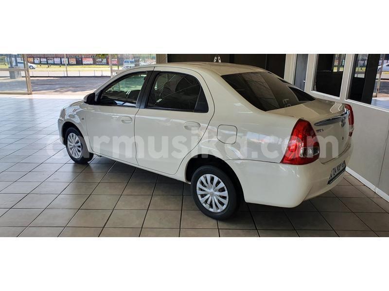 Big with watermark toyota etios matabeleland south beitbridge 13761