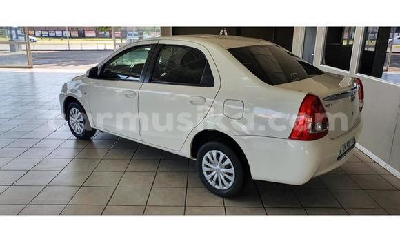 Tenga Tsaru Toyota Etios Chena Mota in Beitbridge in Matabeleland South Tenga Tsaru Toyota Etios Chena Mota in Beitbridge in Matabeleland South