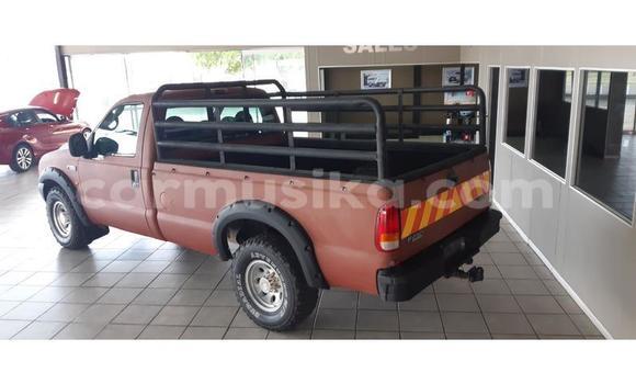 Tenga Tsaru Ford Ranger Tsvuku Mota in Beitbridge in Matabeleland South Tenga Tsaru Ford Ranger Tsvuku Mota in Beitbridge in Matabeleland South