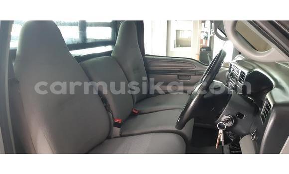 Tenga Tsaru Ford Ranger Tsvuku Mota in Beitbridge in Matabeleland South Tenga Tsaru Ford Ranger Tsvuku Mota in Beitbridge in Matabeleland South