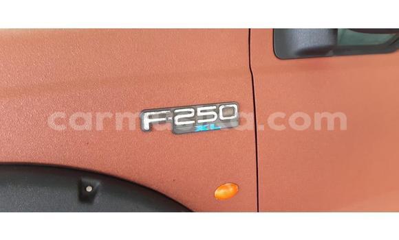 Tenga Tsaru Ford Ranger Tsvuku Mota in Beitbridge in Matabeleland South Tenga Tsaru Ford Ranger Tsvuku Mota in Beitbridge in Matabeleland South