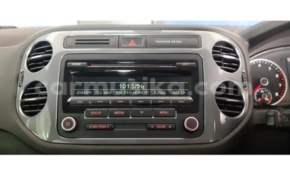 Acheter Occasion Voiture Volkswagen Tiguan Blanc à Beitbridge, Matabeleland South Acheter Occasion Voiture Volkswagen Tiguan Blanc à Beitbridge, Matabeleland South