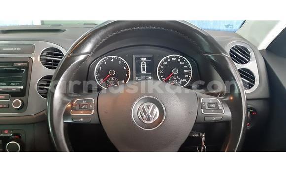 Acheter Occasion Voiture Volkswagen Tiguan Blanc à Beitbridge, Matabeleland South Acheter Occasion Voiture Volkswagen Tiguan Blanc à Beitbridge, Matabeleland South