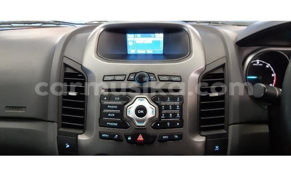 Tenga Tsaru Ford Ranger Tsvuku Mota in Beitbridge in Matabeleland South Tenga Tsaru Ford Ranger Tsvuku Mota in Beitbridge in Matabeleland South