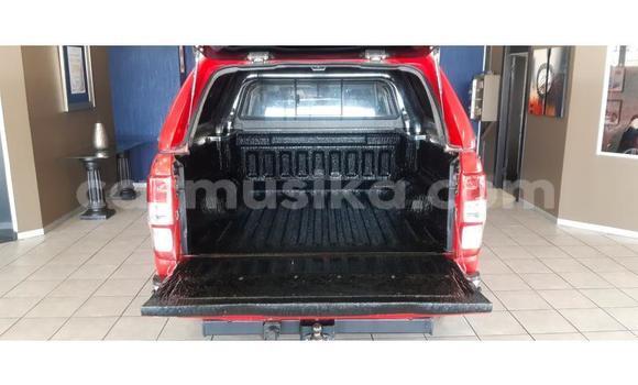 Tenga Tsaru Ford Ranger Tsvuku Mota in Beitbridge in Matabeleland South Tenga Tsaru Ford Ranger Tsvuku Mota in Beitbridge in Matabeleland South